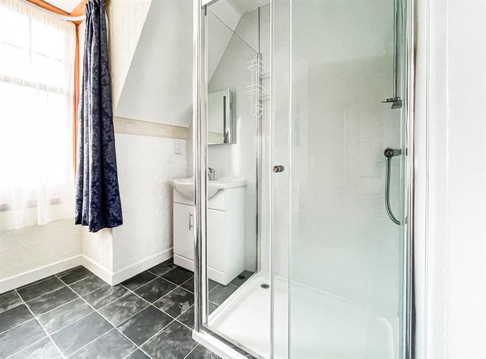 Shower room at Fourpenny Cottage, 