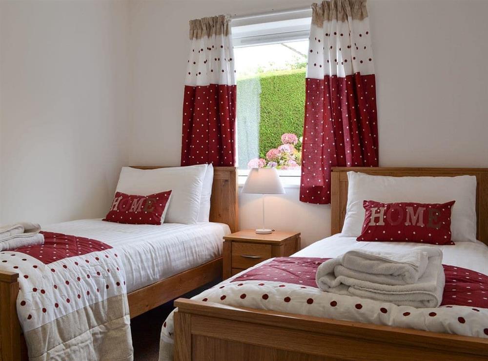 Twin bedroom at Fourwinds in Keswick, Cumbria