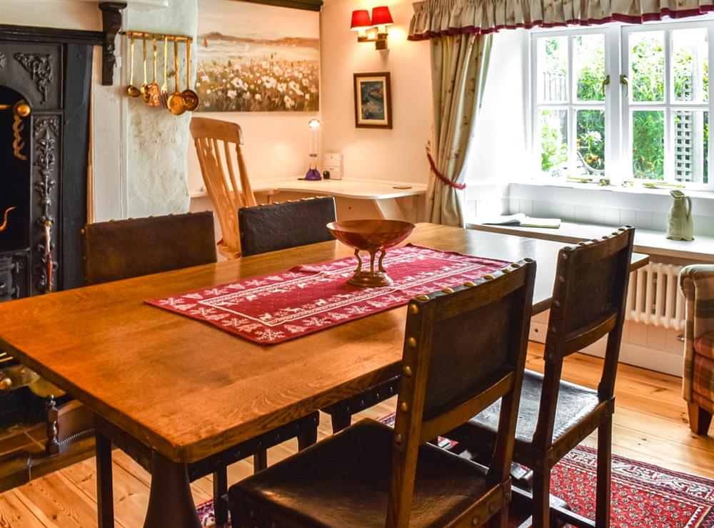 Dining room at Fox Cottage in Mylor Bridge, near Falmouth, Cornwall