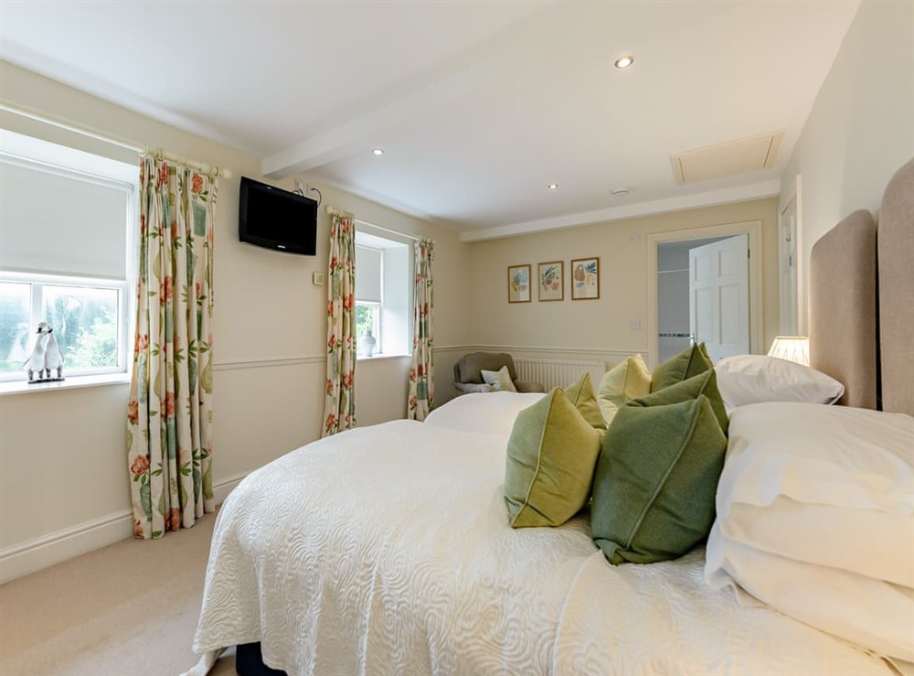 Twin bedroom (photo 3) at Fox Cover in Doxford, near Embleton, Northumberland