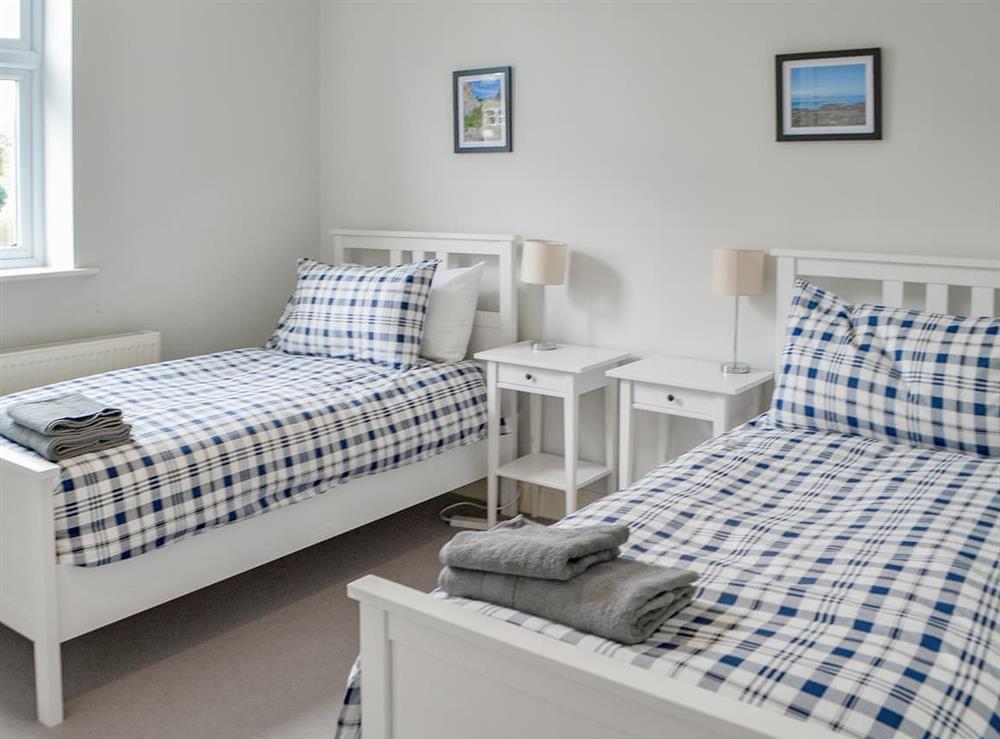Twin bedroom at Fox House in Alnwick, Northumberland