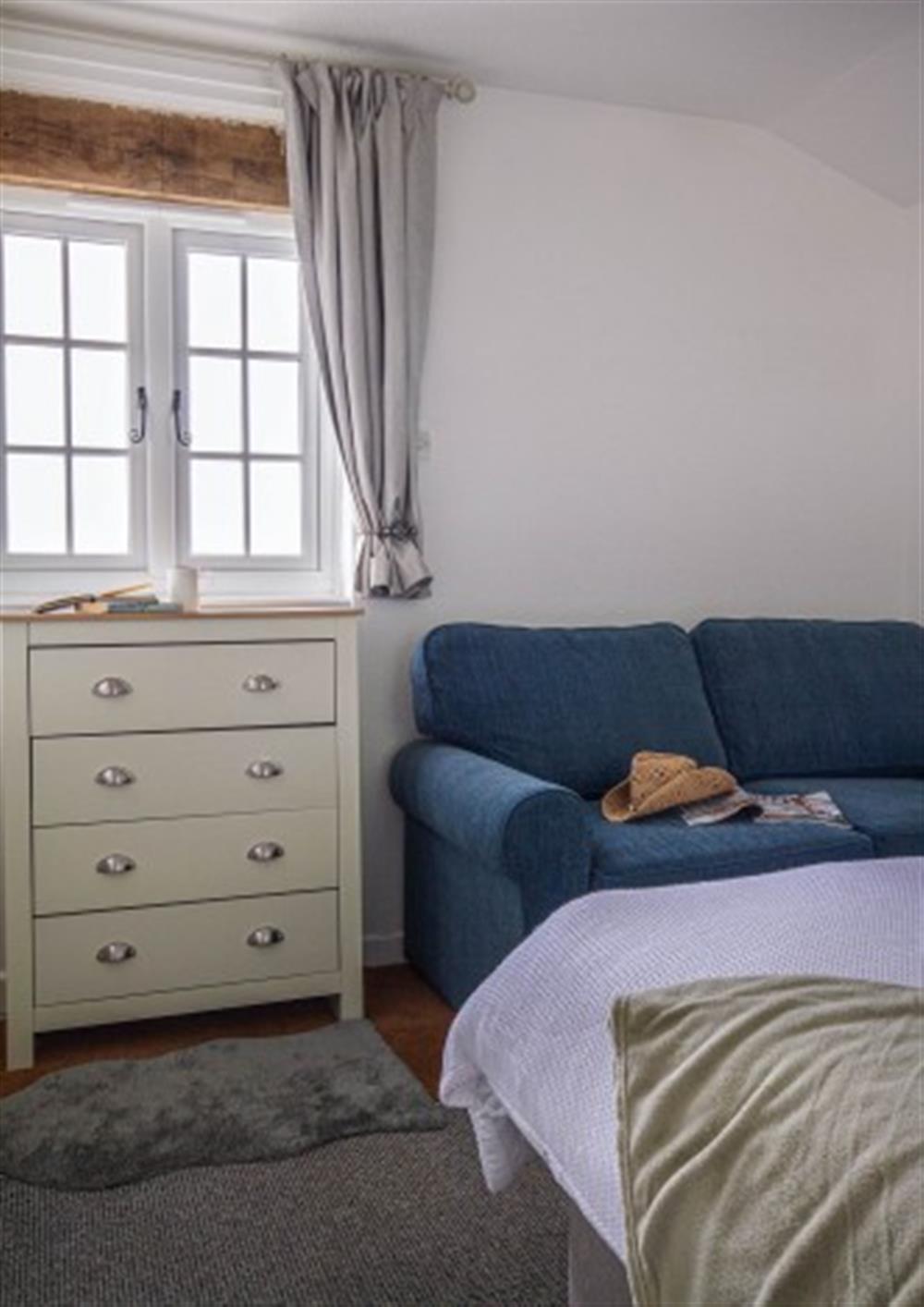 Ample storage space provided at Foxglove Cottage in Launceston
