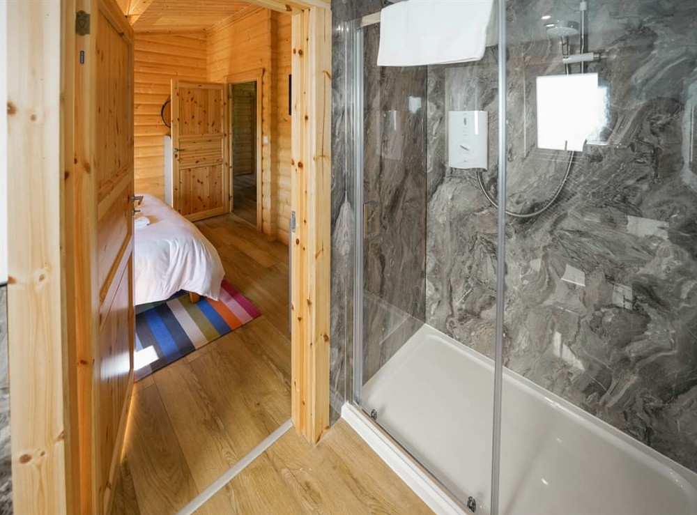 Bathroom (photo 2) at Foxglove Lodge in Hittisleigh, Devon