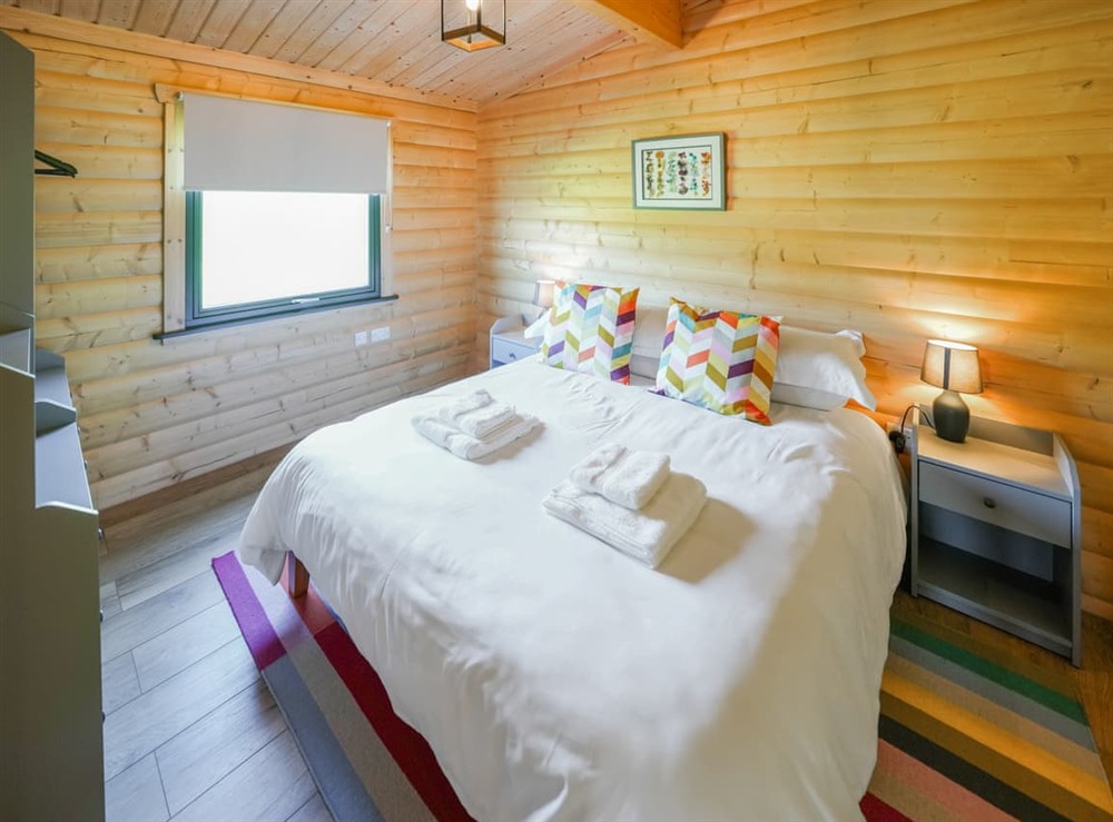 Double bedroom at Foxglove Lodge in Hittisleigh, Devon