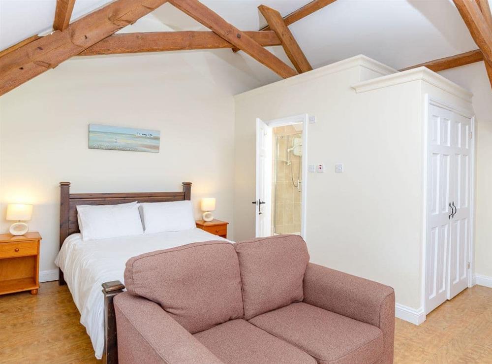 Spacious double bedroom with en-suite at Freedom in Ashcombe, Nr Dawlish, South Devon., Great Britain