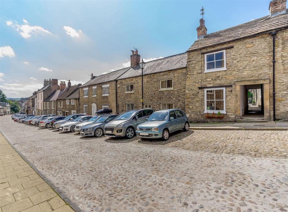 Setting at Frenchgate Mews in Richmond, North Yorkshire