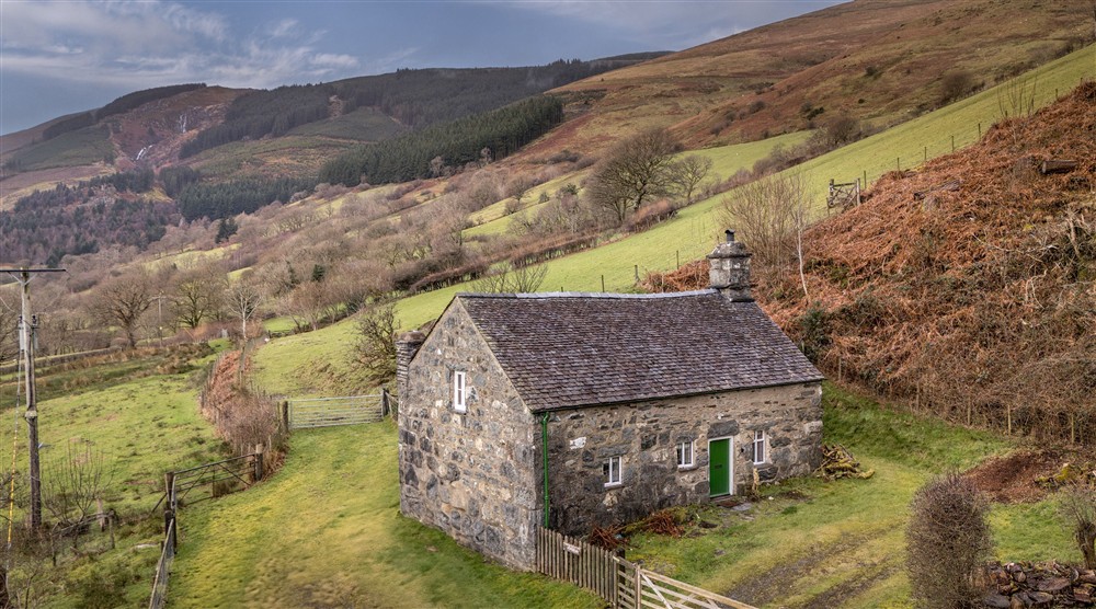 The exterior of Fron Dirion, Powys (photo 2) at Fron Dirion in Dinas Mawddwy, Powys