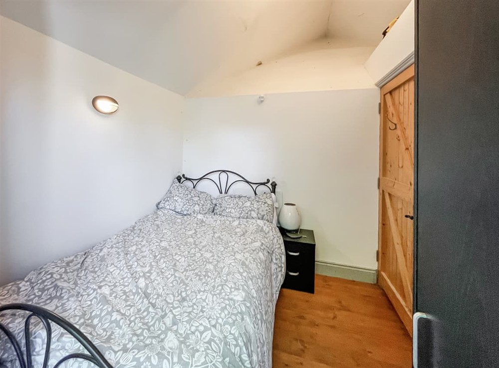 Double bedroom at Fronfanol in Llanfairtalhaiarn, Clwyd