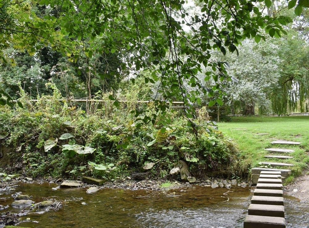 Lovely rural surroundings at Front Row Cottage, River View in Ovingham, near Prudhoe, Northumberland
