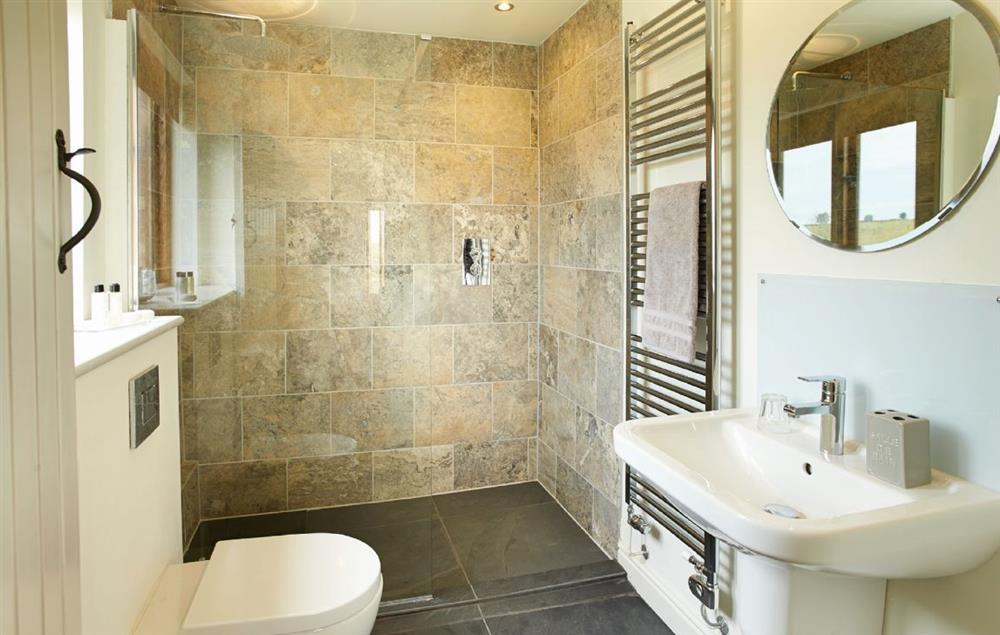 En-suite shower room at Furlong Barn, Long Itchington
