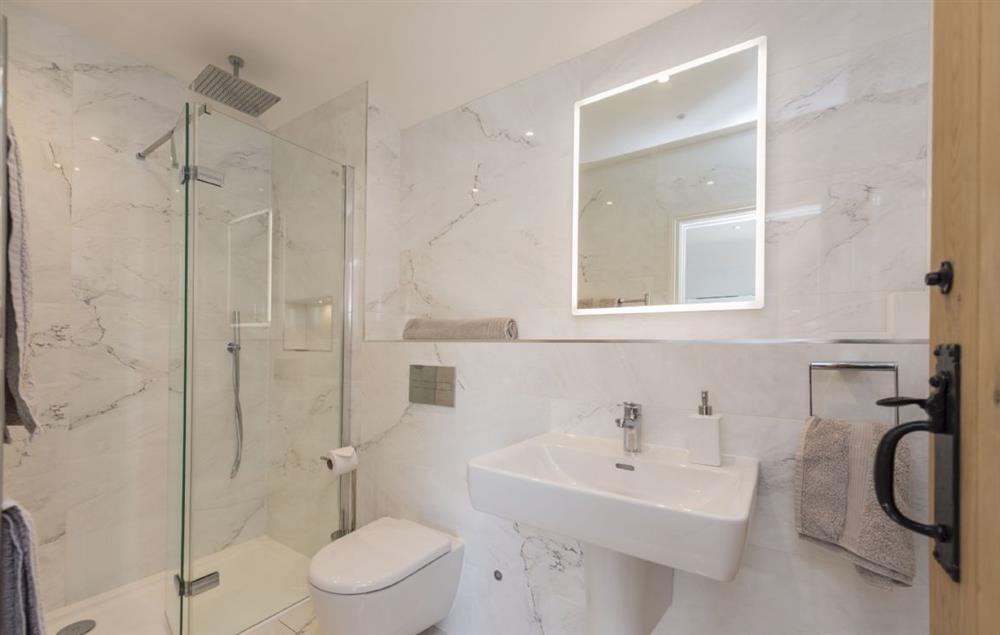 En-suite shower room (photo 2) at Furlongs, Abbotsbury