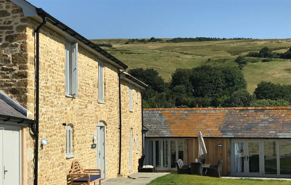 Furlongs is a fabulous property located at the end of a quiet lane not far from the centre of Abbotsbury village