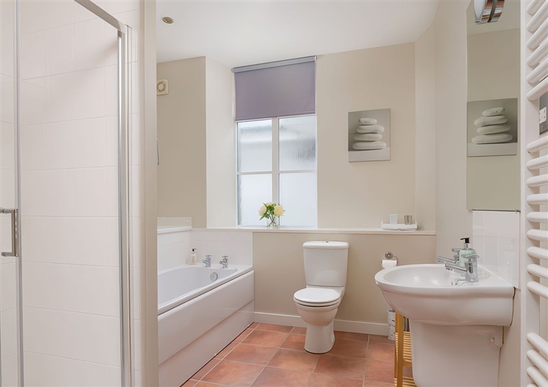 Bathroom at Gairn Apartment, Ballater