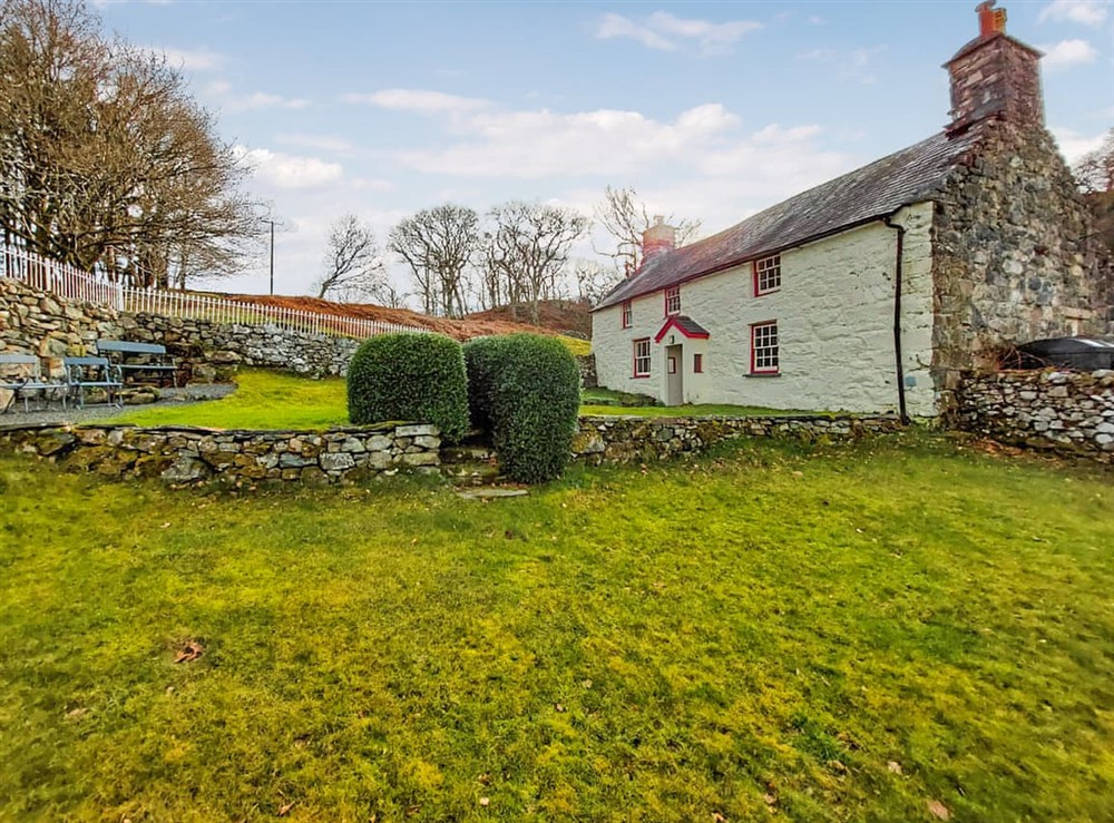 Garden at Gallestra Farmhouse in Dolgellau,, Gwynedd