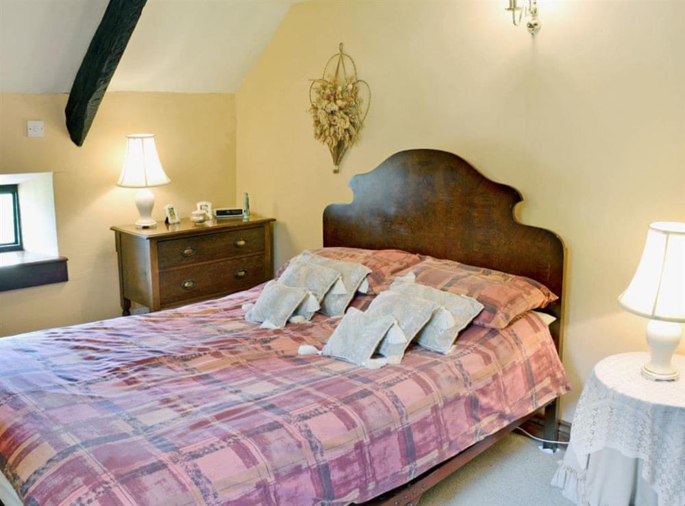 Double bedroom at Game Keepers in Llandeilo, Dyfed