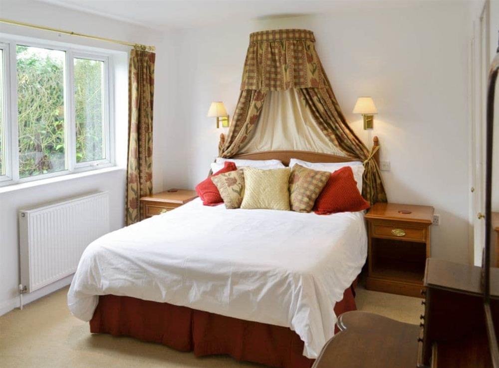 Double bedroom at Gamekeeper’s Cottage in North Runcton, Kings Lynn, Norfolk