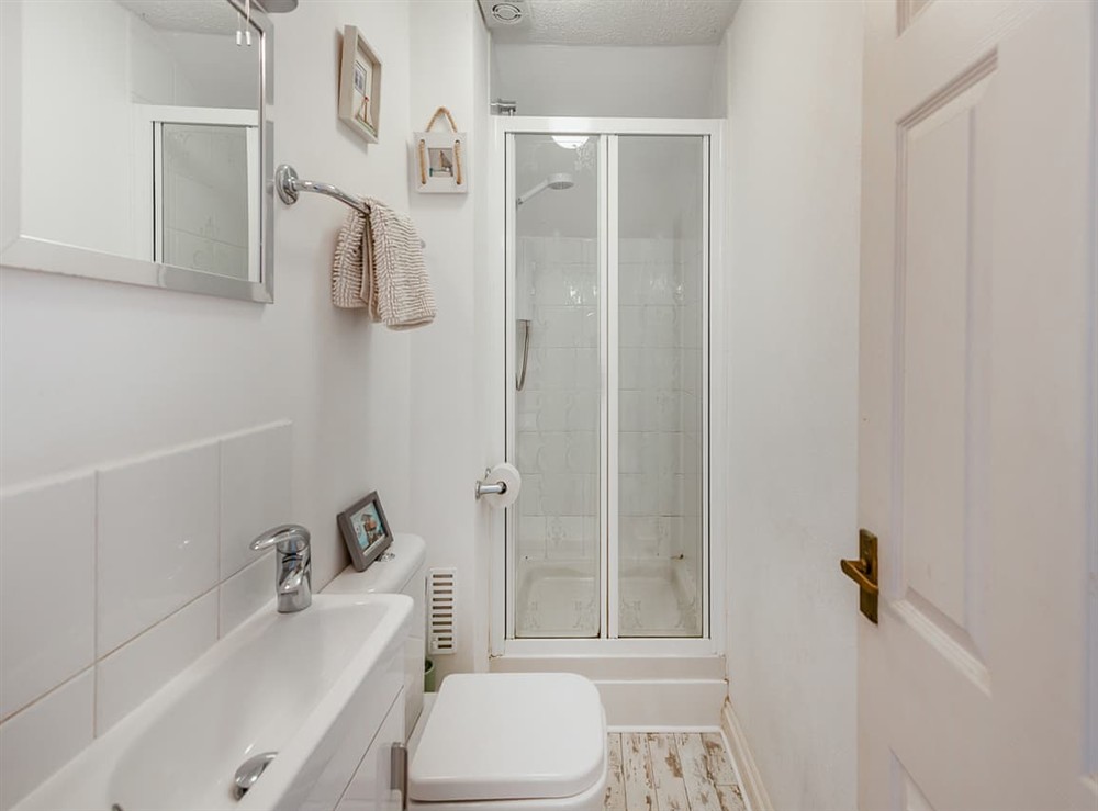 Bathroom at Gamekeepers Hide in Ivybridge, Devon