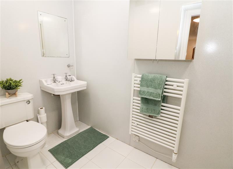 The bathroom at Garden Apartment, Buxton