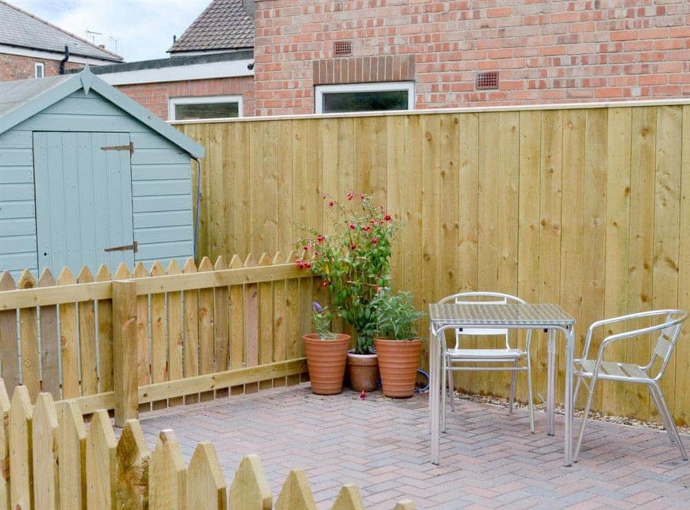 Sitting-out-area at Garden Cottage in Bridlington, North Humberside