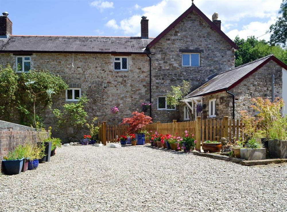 Garden Cottage in Golden Grove, near Llandeilo, Carmarthenshire, Dyfed