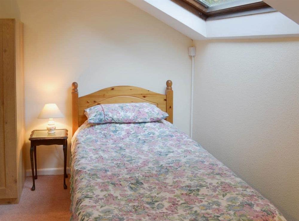 Single bedroom (photo 2) at Garden Cottage in Gunnislake, Devon