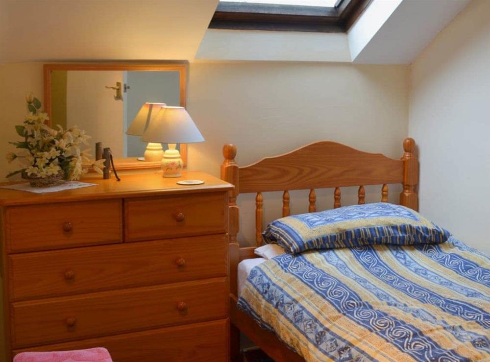 Single bedroom at Garden Cottage in Gunnislake, Devon