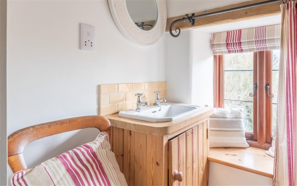 This is the bathroom at Garden Cottage in Loddiswell