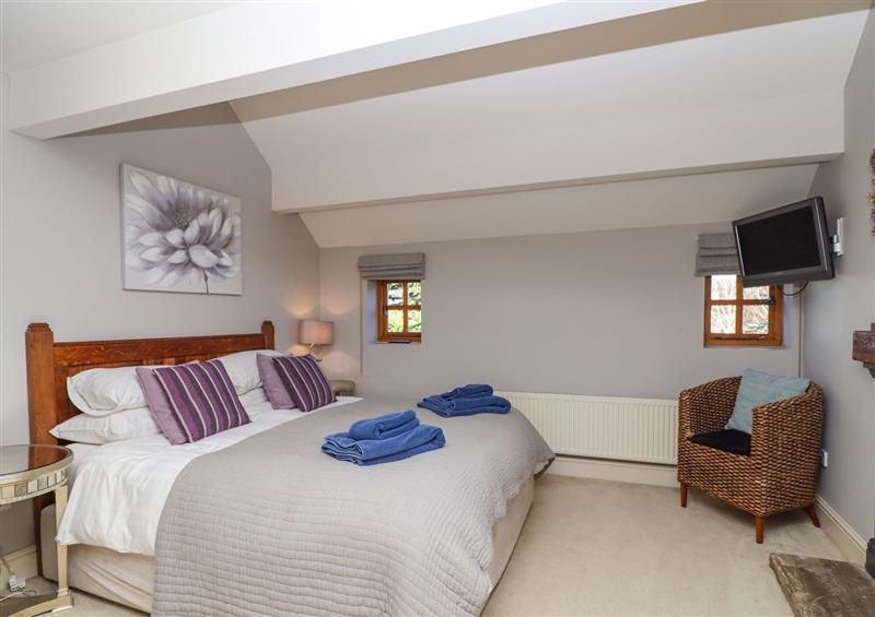 A bedroom in Garden Cottage at Garden Cottage, Loversall near Doncaster