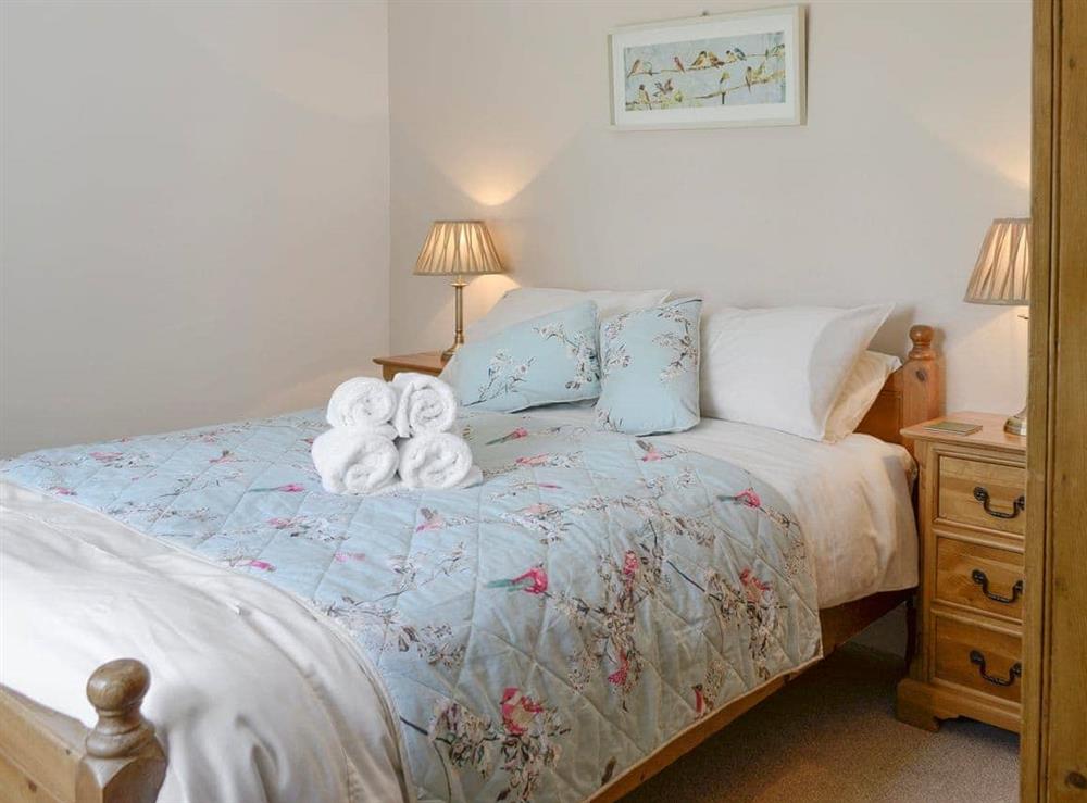 Comfortable double bedroom at Garden Cottage in Ugborough, near Ivybridge, Devon