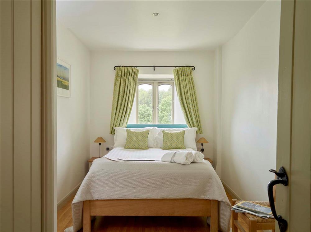 Bedroom two, with a 4’6 double bed at Garden House, Dartmouth
