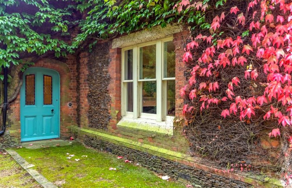 Garden House: Entrance at Garden House, Sandringham