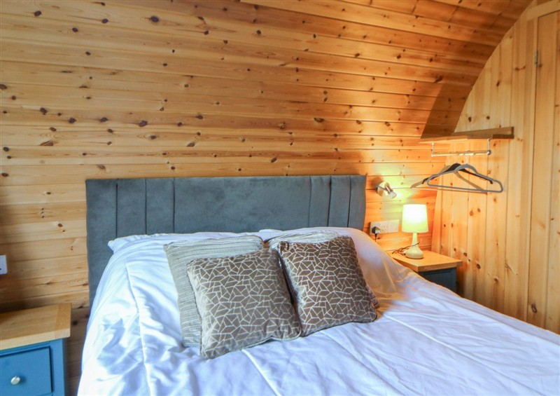 Bedroom at Garden Lodge 4, Reynoldston
