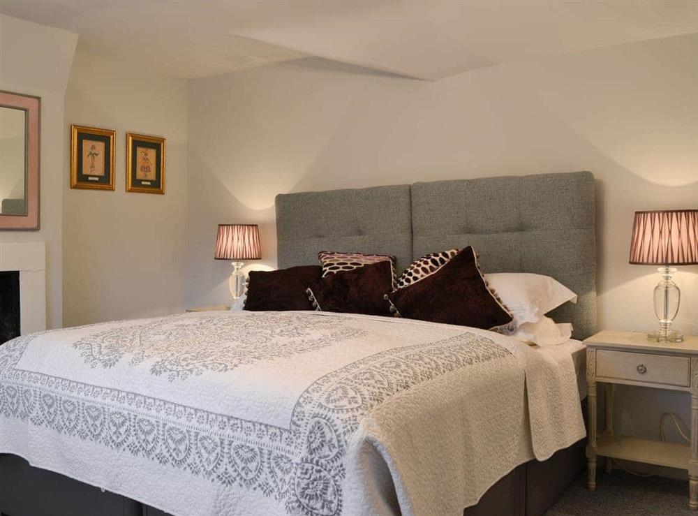 Double bedroom at Gardeners Cottage in Brewood, near Wolverhampton, Staffordshire