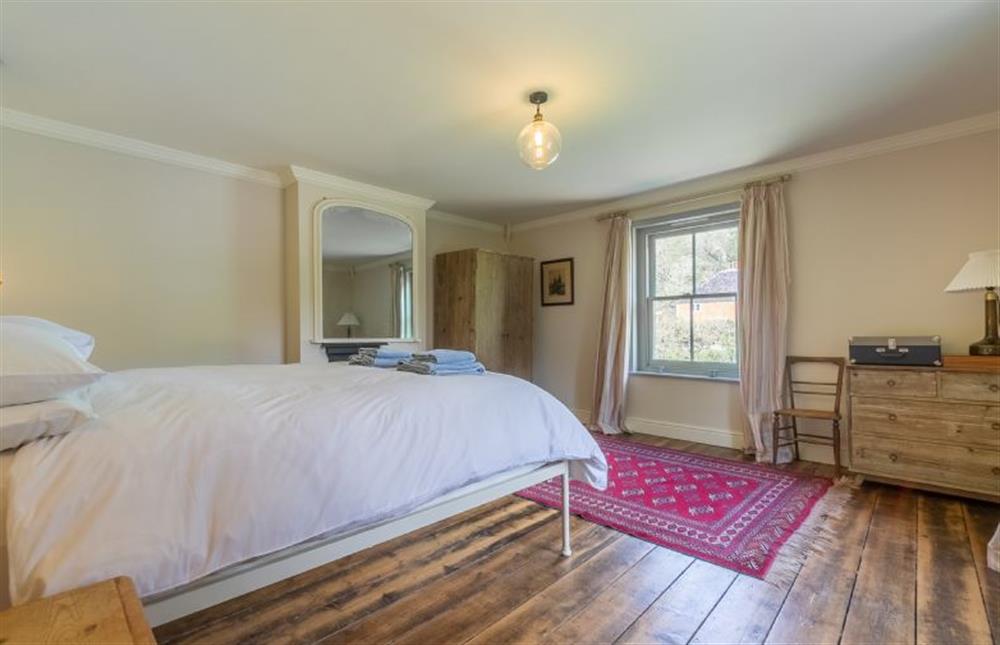 First floor: Bedroom three with 5ft king size bed at Gardeners Cottage, Fring near Kings Lynn