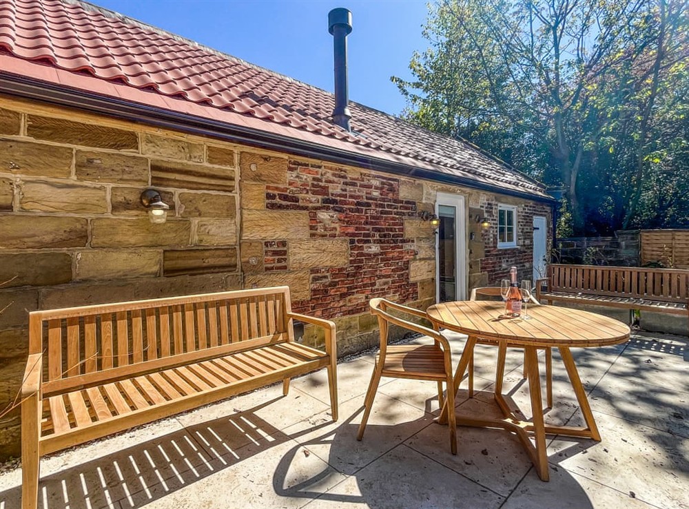 Sitting-out-area at Gardeners Cottage in Great Ayton, North Yorkshire