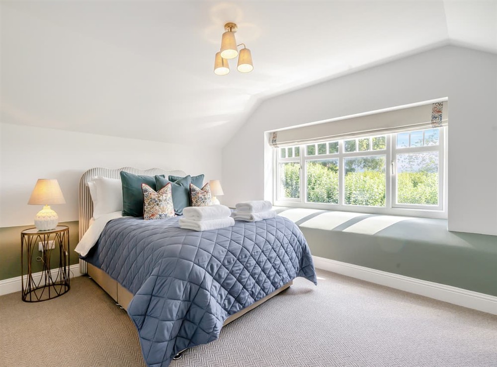 Double bedroom (photo 2) at Gardeners Cottage in Kirkton of Lethendy, Perthshire