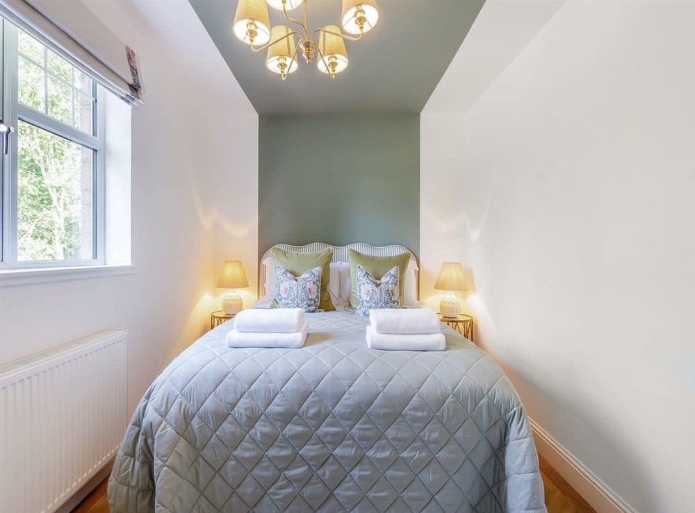 Double bedroom (photo 5) at Gardeners Cottage in Kirkton of Lethendy, Perthshire