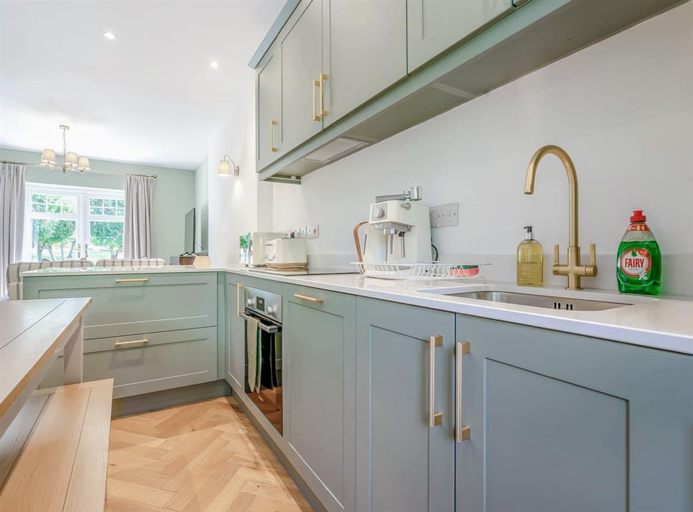 Kitchen (photo 2) at Gardeners Cottage in Kirkton of Lethendy, Perthshire