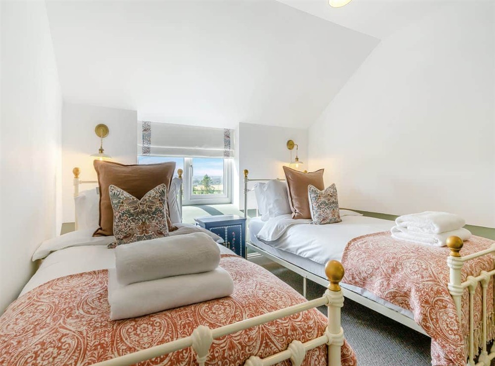 Twin bedroom (photo 2) at Gardeners Cottage in Kirkton of Lethendy, Perthshire