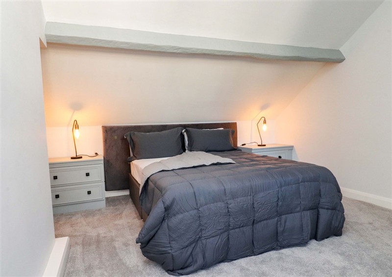One of the 2 bedrooms (photo 2) at Gardeners Cottage, Lytham St. Annes