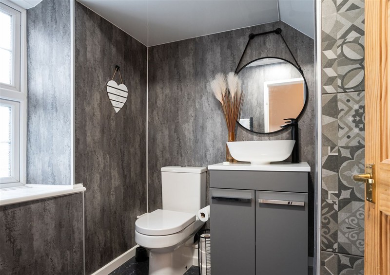 This is the bathroom at Garn View, Dolgellau