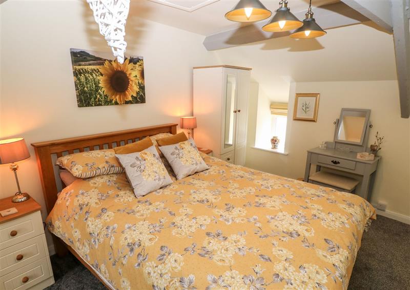 A bedroom in Garnedd (photo 2) at Garnedd, Llanddeusant near Llanfaethlu