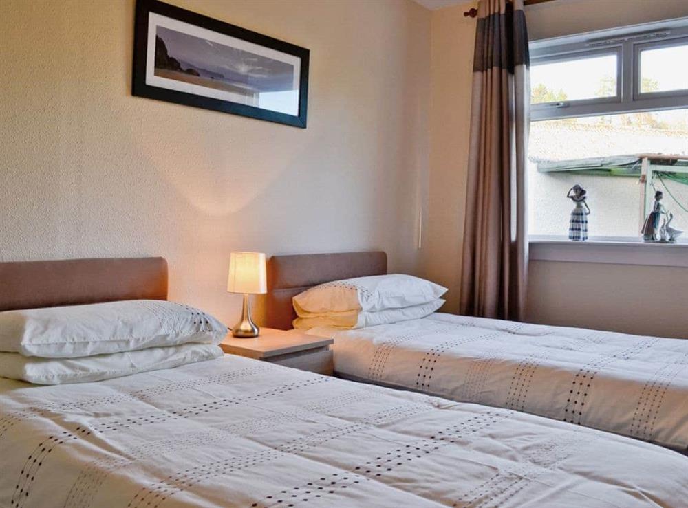 Twin bedroom at Garry Cottage in Pitlochry, Perthshire