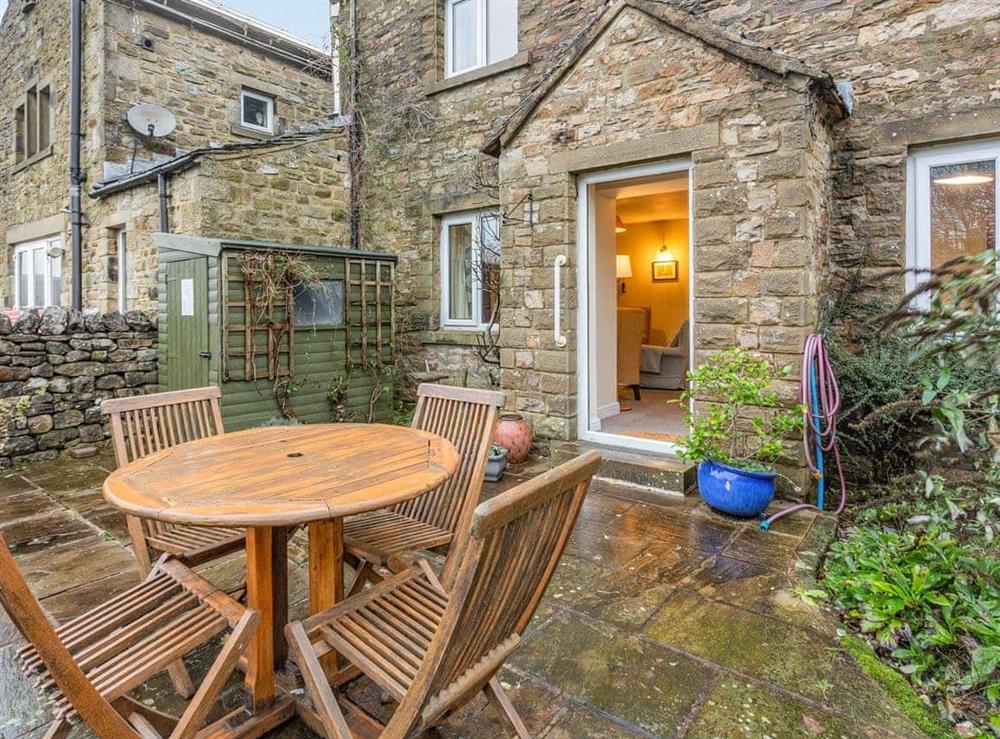 Sitting-out-area at Garsdale Cottage in Grassington, near Skipton, North Yorkshire