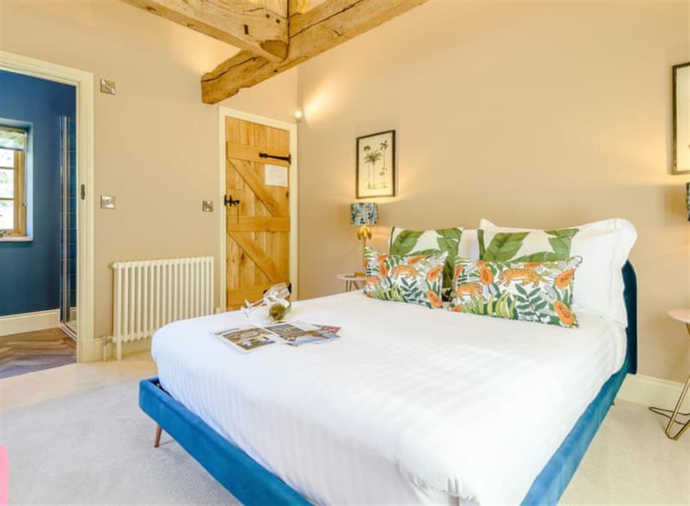 Charming double bedroom with en-suite (photo 3) at The Old Dairy, 