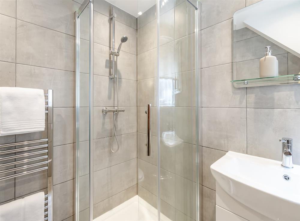 Shower room (photo 2) at Gate House Apartment in Westerham, Kent