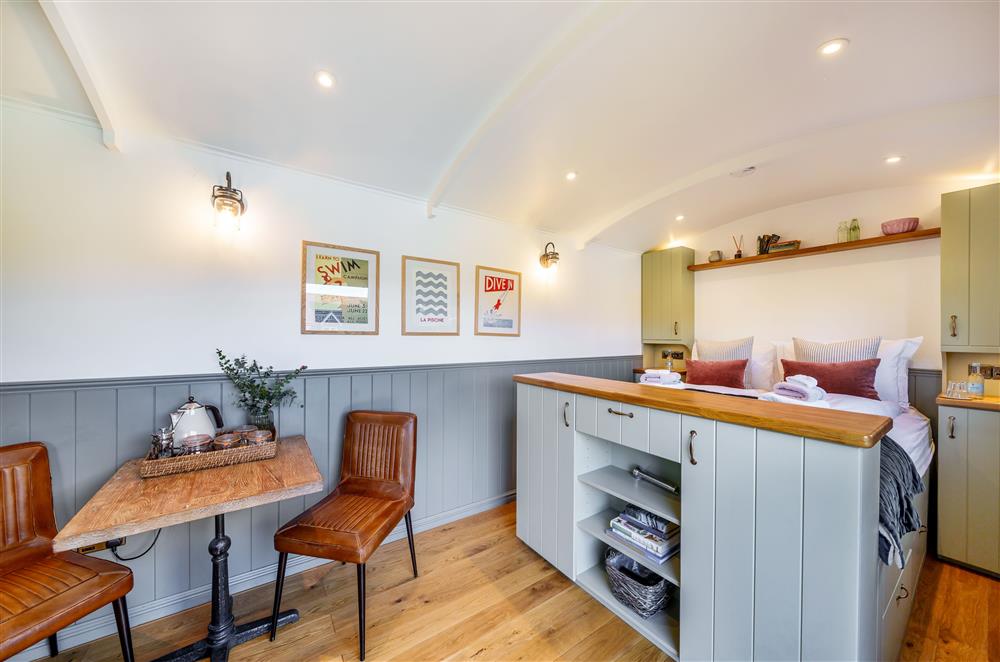 The Pool House, a cosy shepherd’s hut for two