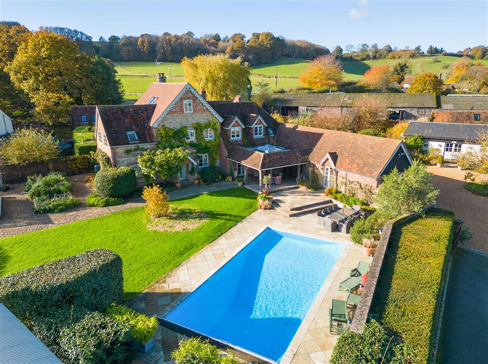 Gate Street Farm House, Surrey, experience luxury country living (photo 2) at Gate Street Farm House, Bramley, Guildford