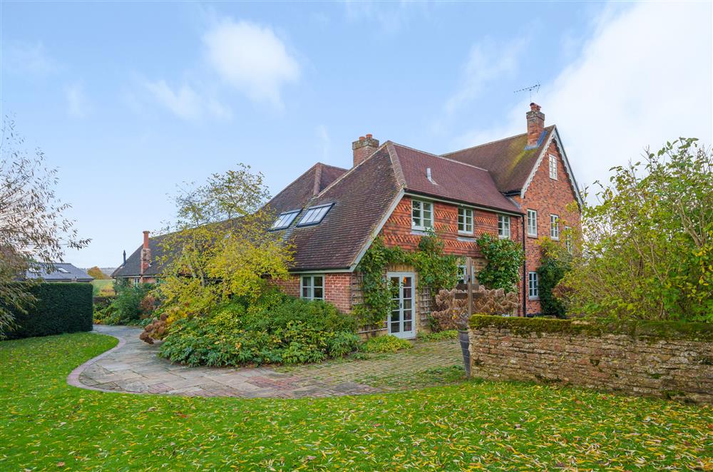 Gate Street Farmhouse, a countryside gem (photo 2) at Gate Street Farm House, Bramley, Guildford