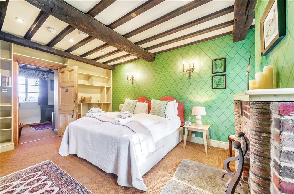 The Study Room, with a 6’ super-king size zip and link bed (photo 2) at Gate Street Farm House, Bramley, Guildford